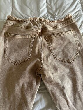 Waist Frayed Waist Jeans - Tan